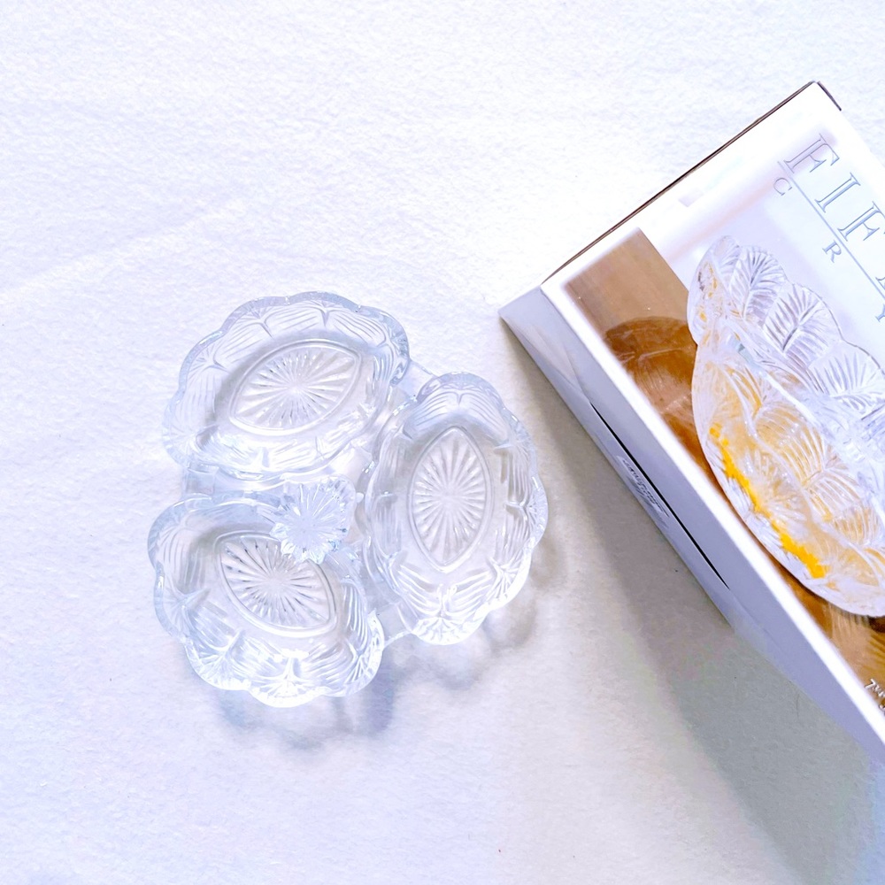 3/$30 Fifth Avenue Portico Crystal Clear 3-Sec Glass Dish Serving Relish Tray